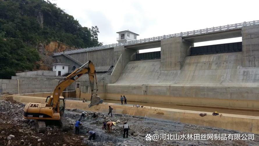 PVC包塑生态固滨笼挡土墙 水利工程建设中的绿色守护者